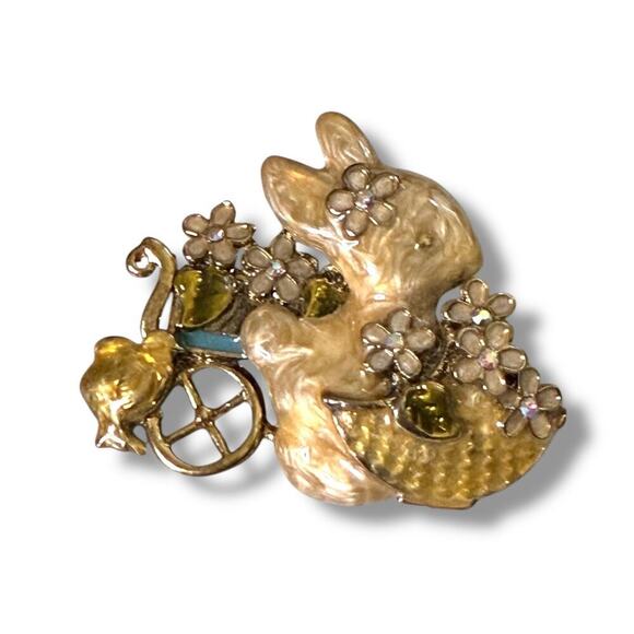 Vintage Bunny and Chick Floral Easter Brooch Gold Tone Enamel Rhinestone Pin - Picture 3 of 7